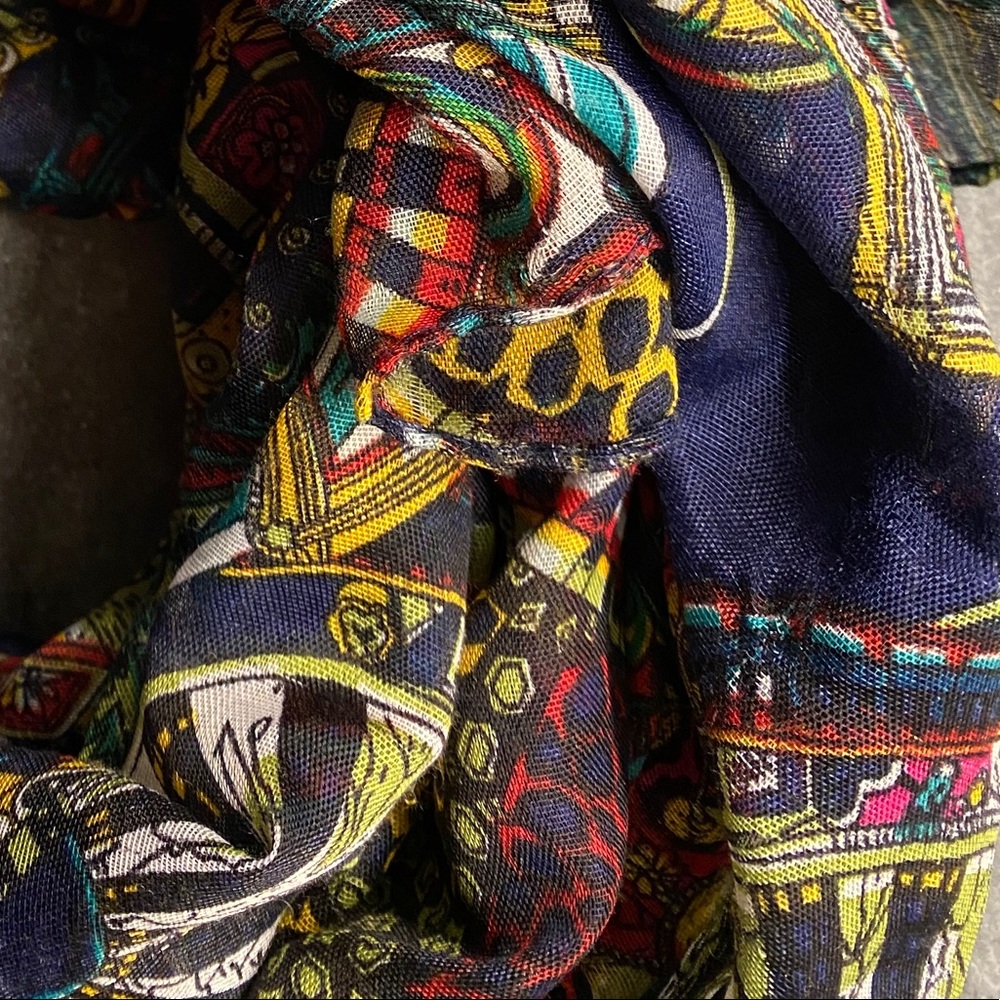 Patterned Scarf - Picture 4 of 10